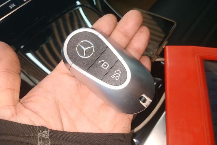 奔驰C级 2023款 改款 C 200 L 运动版中控内饰11