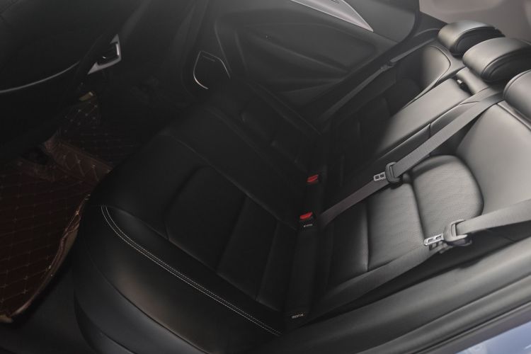 吉利几何C 2020款 优选续航版 400KM C+ Pro中控内饰21