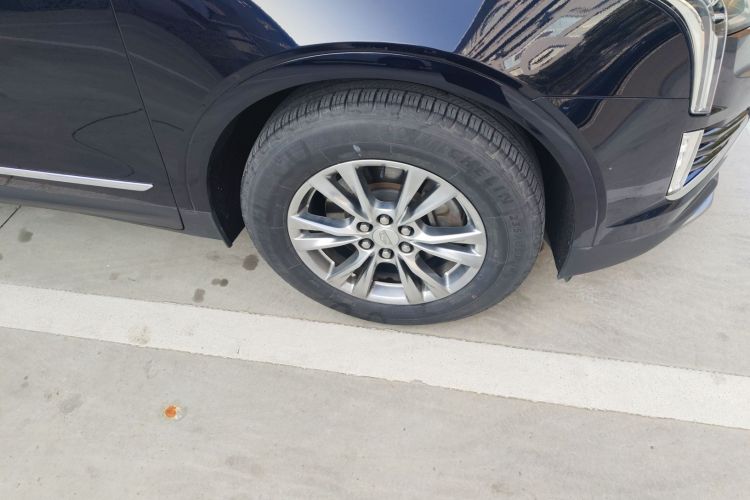 凯迪拉克XT5 2020款 改款 28T 豪华型车身外观10