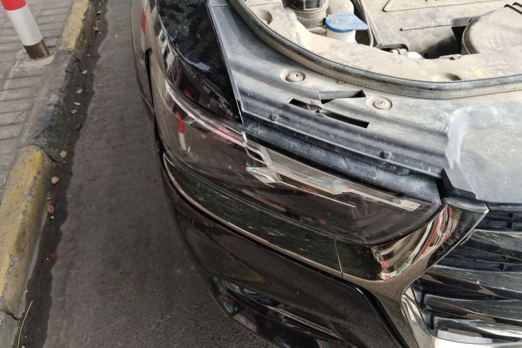 哈弗H6 2021款 国潮版 1.5T 自动冠军版车身外观8