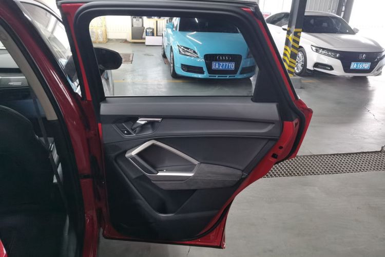 奥迪Q3 2020款 35 TFSI 时尚动感型中控内饰45