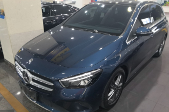 奔驰B级 2021款 B 200 动感型