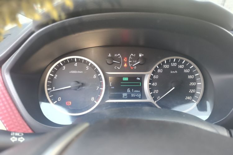 日产 蓝鸟 2016款 1.6L CVT智酷版中控内饰14