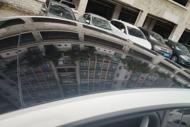 特斯拉 Model Y 2025款 改款 长续航全轮驱动版局部细节57