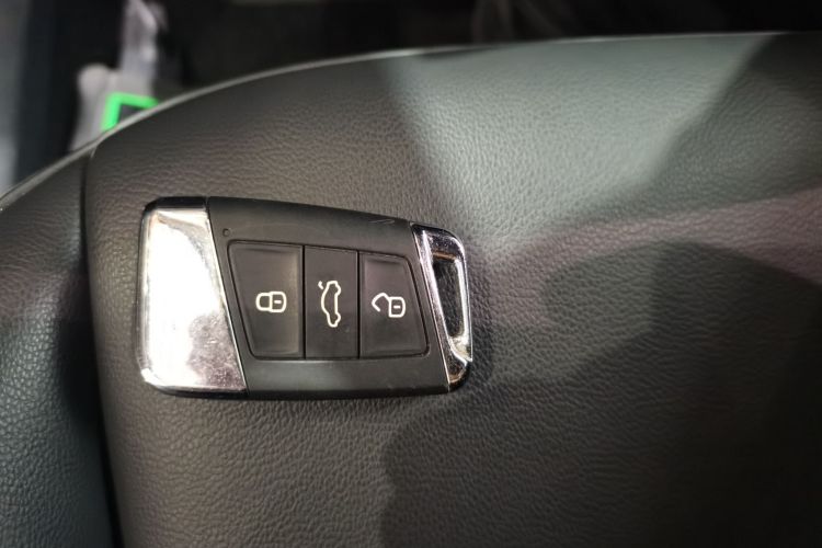 大众 帕萨特 2023款 改款 280TSI 商务版中控内饰11