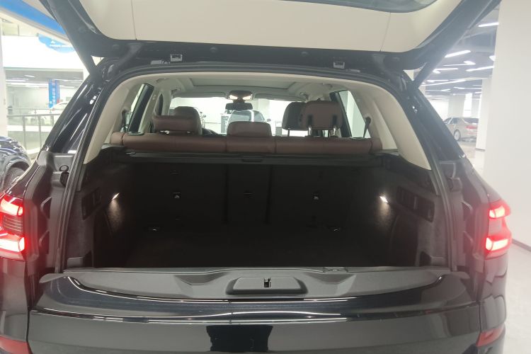 宝马X5(进口) 2021款 改款 xDrive30i M运动套装机舱底盘23