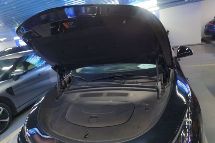 智己汽车 智己LS6 2025款 灵蜥智驾版机舱底盘24