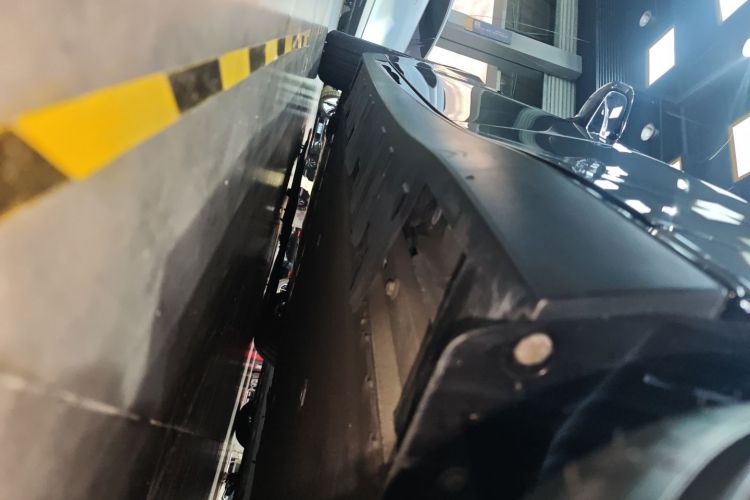 小鹏P7 2021款 480N局部细节9002