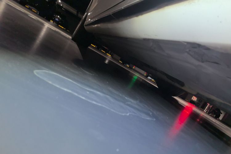 奔驰E级 2017款 E 200 L 运动型 4MATIC局部细节9003