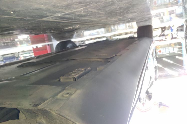 比亚迪 汉 2020款 DM 四驱性能版尊贵型局部细节9002