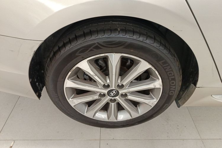 现代 索纳塔 2015款 1.6T GLS智能型车身外观6008