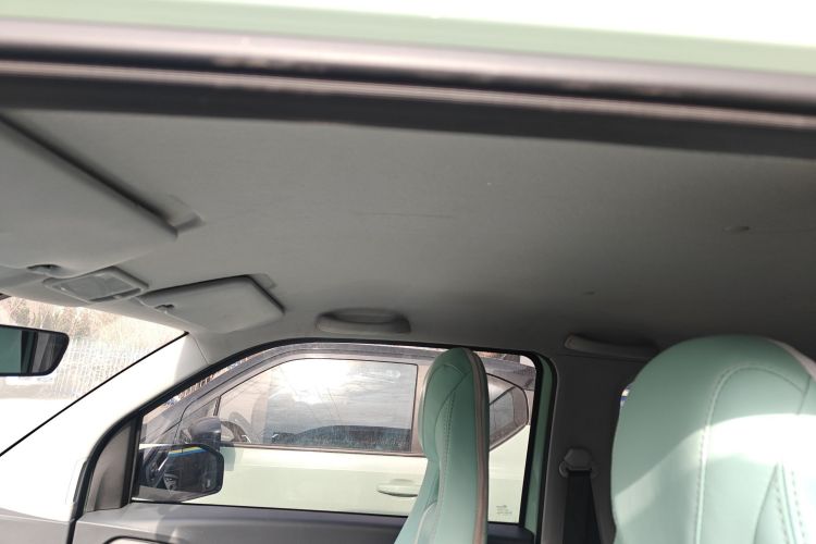 五菱汽车 宏光MINIEV 2022款 马卡龙时尚款 磷酸铁锂中控内饰22