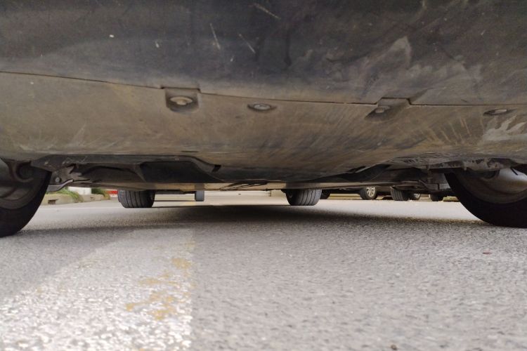 特斯拉 Model Y 2022款 后轮驱动版局部细节9009