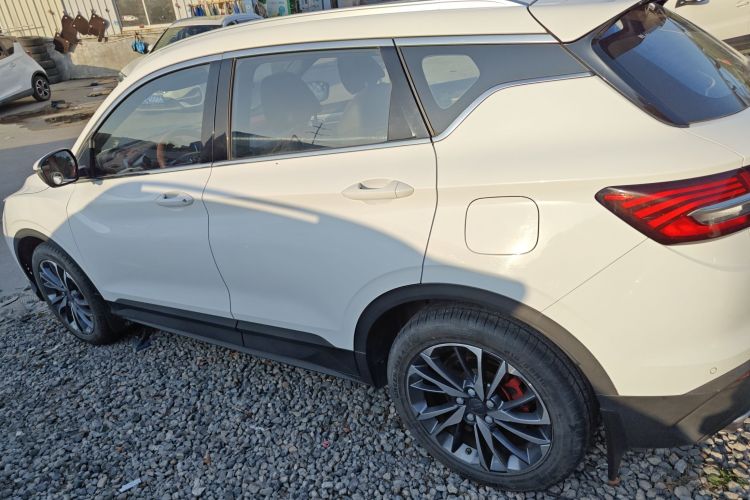 吉利汽车 缤越 2020款 PRO 260T DCT骑士车身外观4