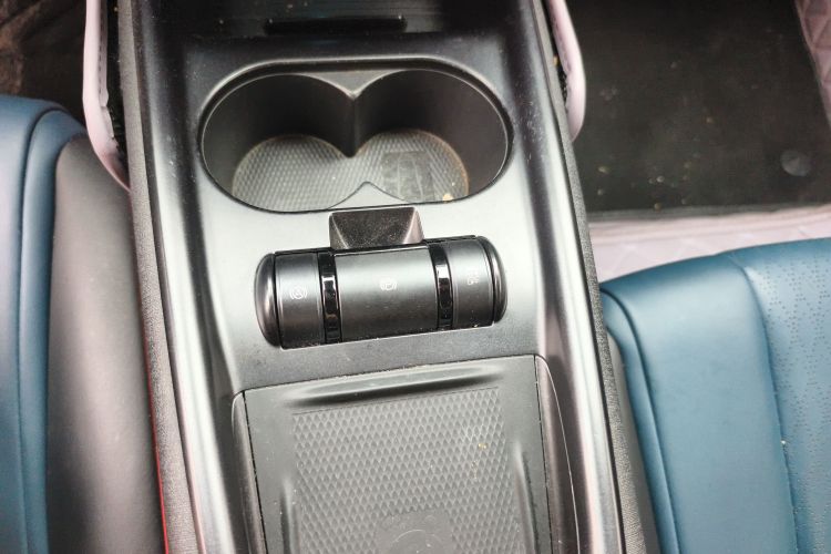 比亚迪 海豚 2021款 401km 骑士版中控内饰18