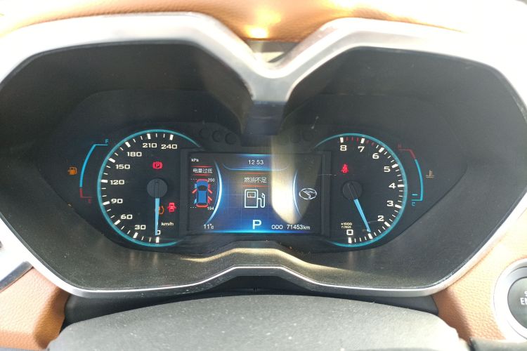 东南DX7 2017款 1.5T 自动豪华型中控内饰14