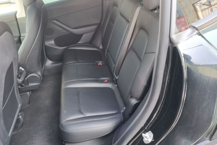 特斯拉 Model Y 2021款 标准续航后驱版中控内饰21