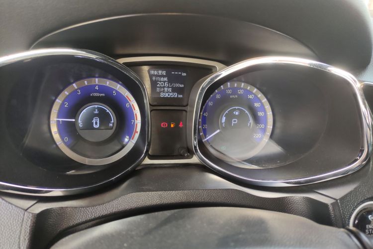 江汽集团 瑞风S5 2015款 1.5T 自动精英型中控内饰14