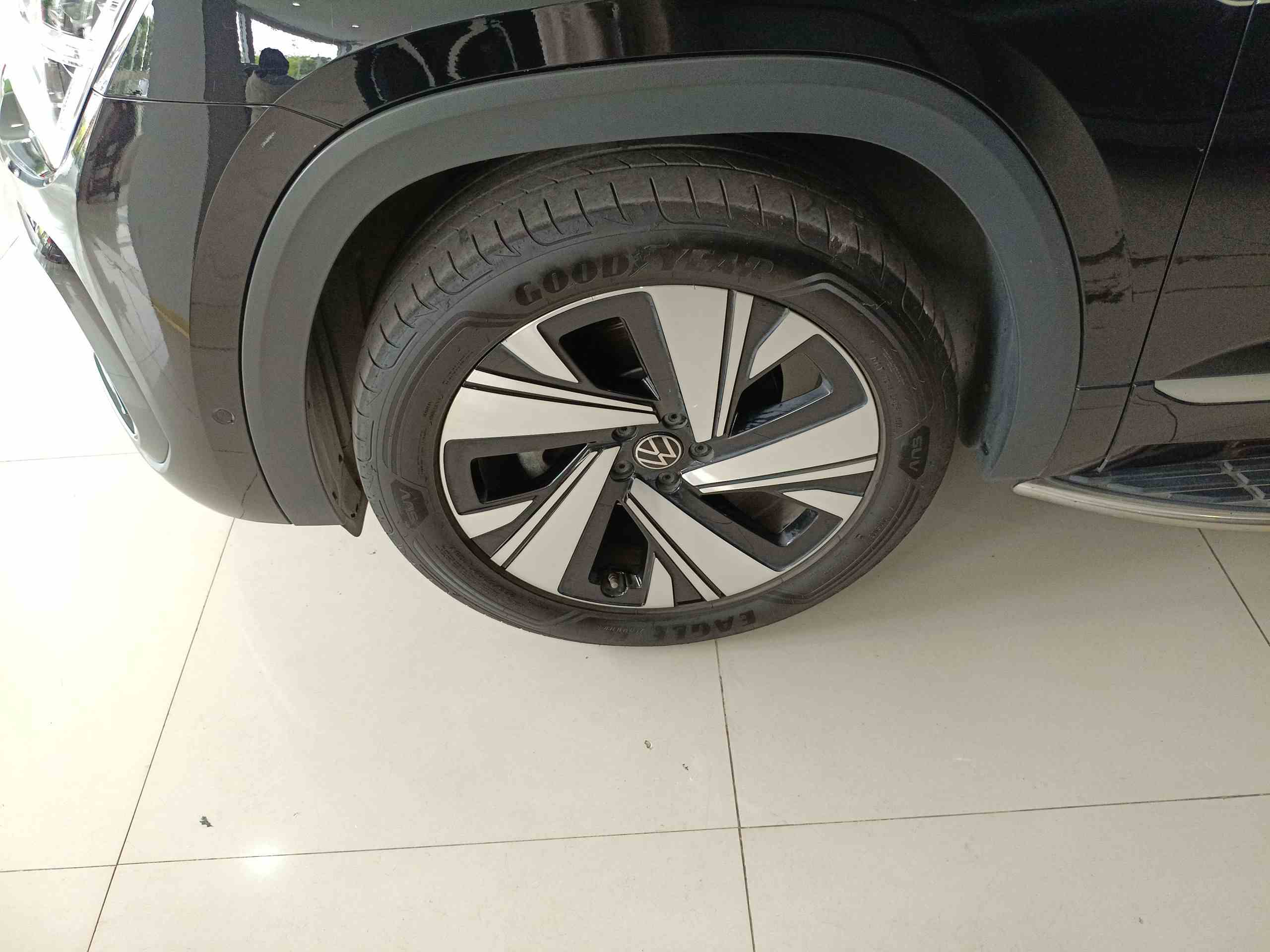 大众 途昂X 2023款 380TSI 四驱尊崇豪华版(3)
