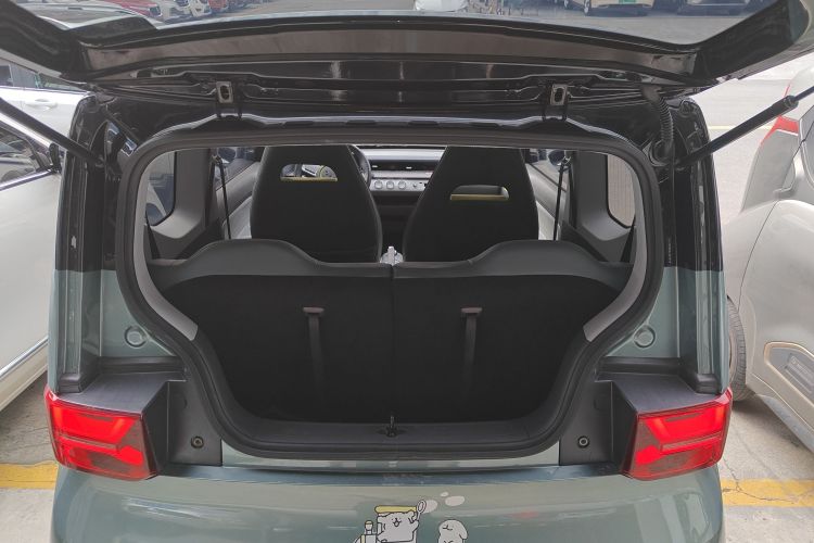 五菱汽车 宏光MINIEV 2022款 GAMEBOY 200km 玩咖款 磷酸铁锂机舱底盘23