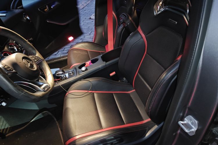 奔驰A级AMG(进口) 2017款 改款 AMG A 45 4MATIC局部细节19