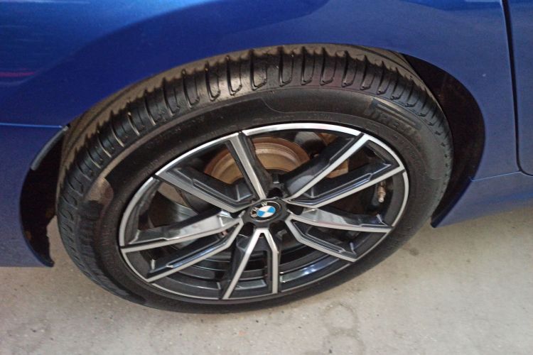 宝马3系 2021款 改款二 325Li M运动套装车身外观6002