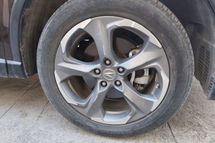 讴歌CDX 2021款 1.5T 两驱尊享版车身外观10