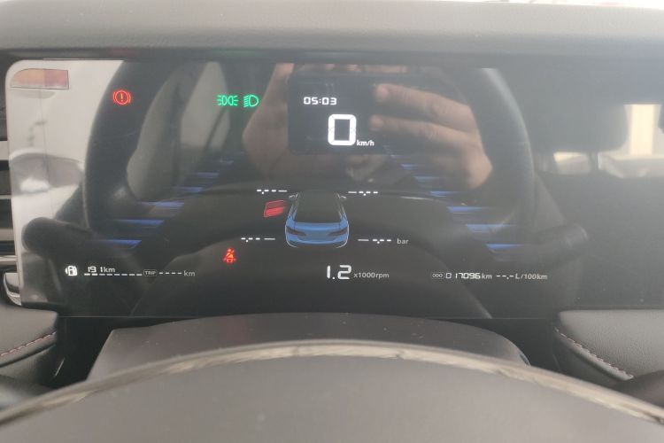 荣威i5 2023款 1.5L 手动舒享版中控内饰14