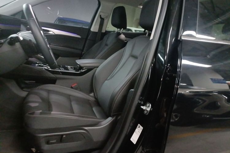 别克 昂科威 2025款 25T 进享白金版中控内饰19