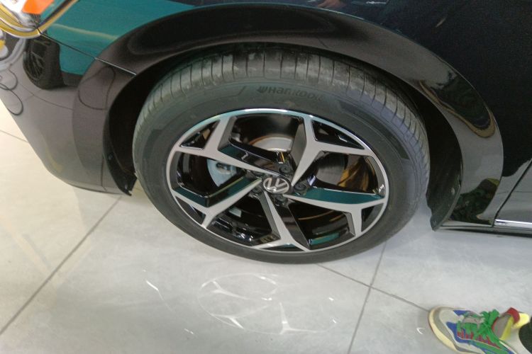 大众 帕萨特 2024款 380TSI 星空精英版车身外观6007