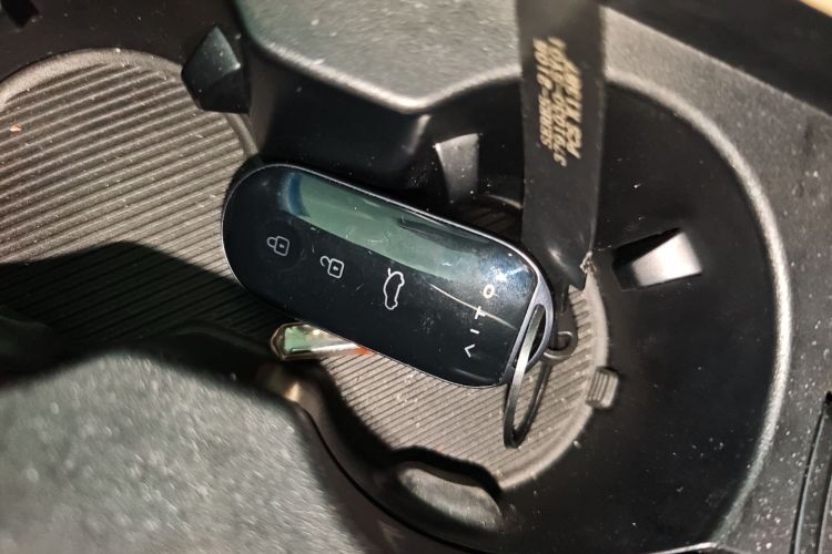 鸿蒙智行 问界M7 2024款 1.5T 智驾四驱Max版 5座中控内饰7001