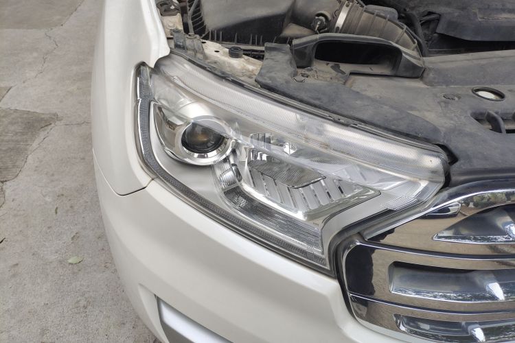 福特 撼路者 2017款 2.0T 汽油自动四驱旗舰版 7座车身外观6006