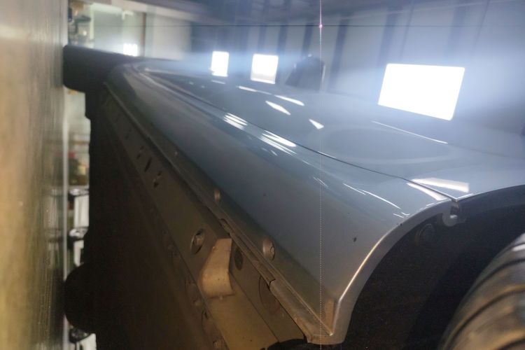 鸿蒙智行 问界M5 2022款 纯电四驱性能版局部细节9002