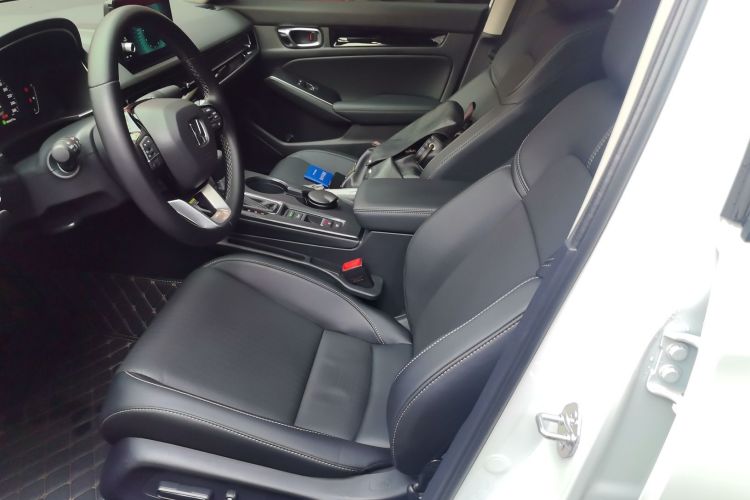 本田 思域 2022款 240TURBO CVT劲控版中控内饰19