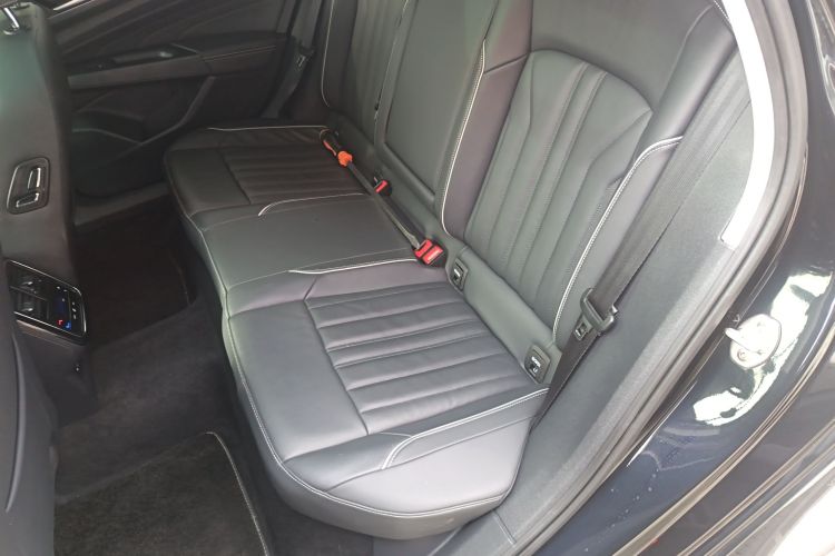 大众 帕萨特 2023款 改款 330TSI 星空精英版中控内饰21