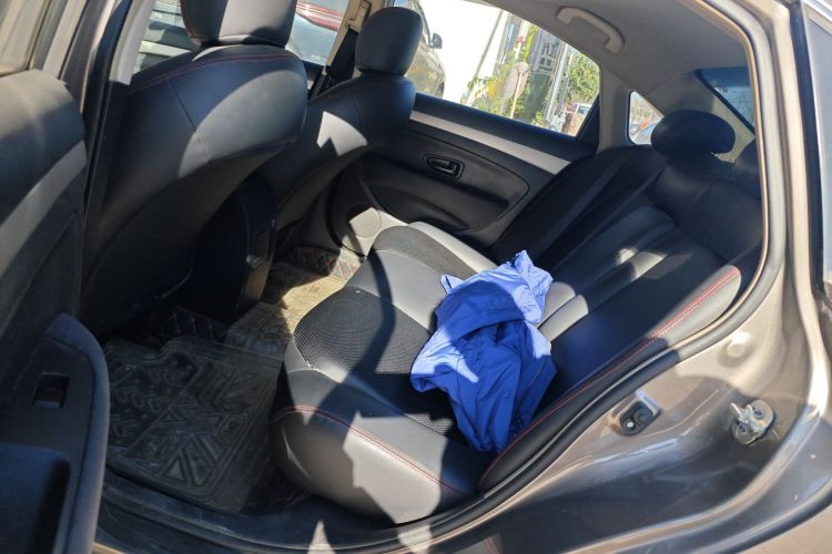 日产 轩逸 2016款 经典 1.6XE 自动领先版中控内饰21