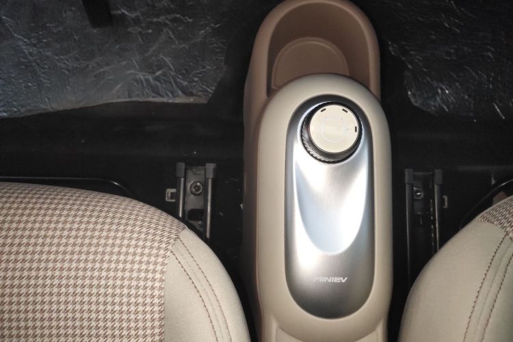 五菱汽车 宏光MINIEV 2025款 四门版 臻享款局部细节18