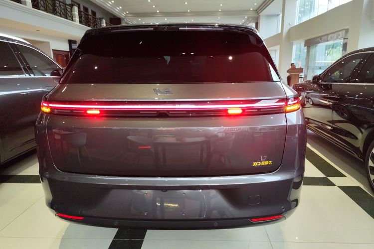 理想汽车 理想L7 2023款 Pro车身外观6004