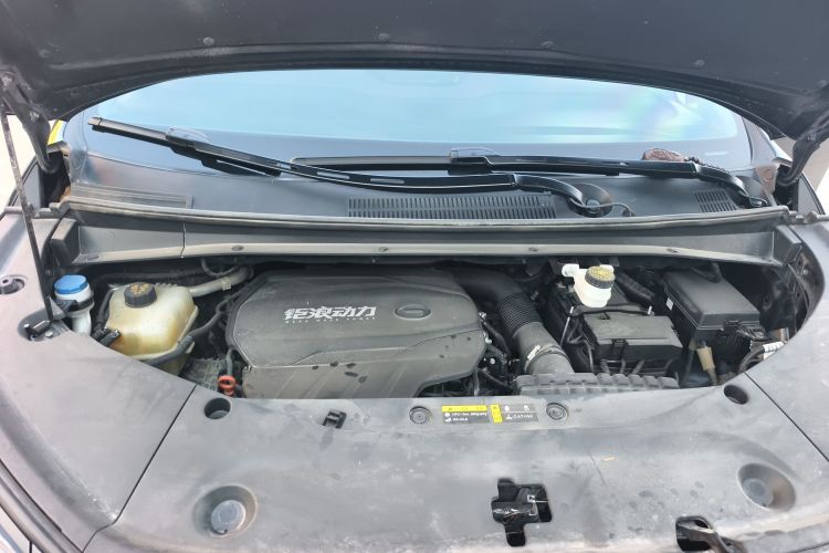 广汽传祺 传祺M8 2024款 大师系列 400T 至尊版机舱底盘24