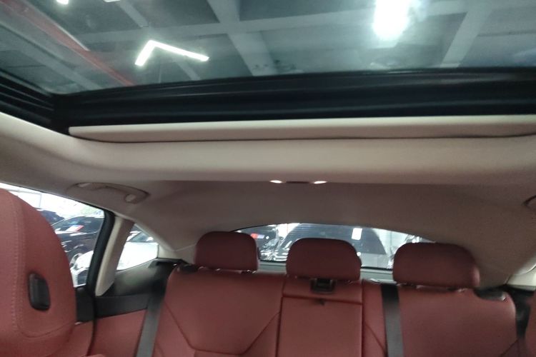 宝马4系 2022款 425i Gran Coupe M运动套装中控内饰22