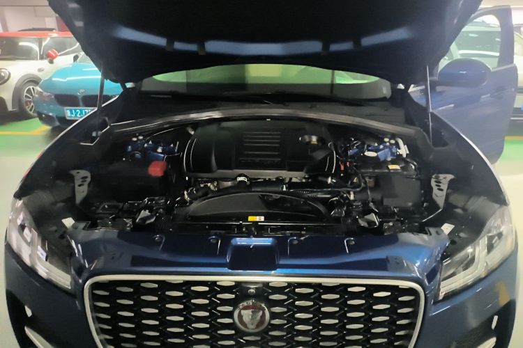 捷豹F-PACE 2023款 P250 HSE局部细节24