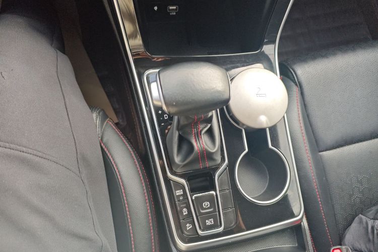 起亚KX5 2019款 1.6T 自动两驱豪华版局部细节18