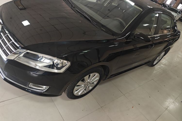 大众 朗逸 2013款 改款经典 1.6L 自动舒适版车身外观6003