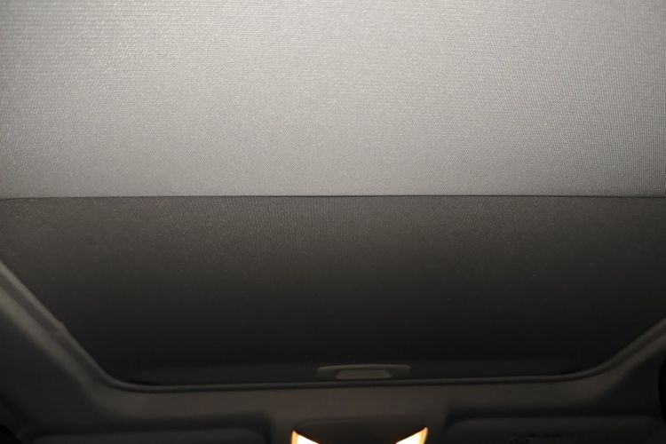 丰田 威兰达 2022款 2.0L CVT四驱豪华PLUS版中控内饰22