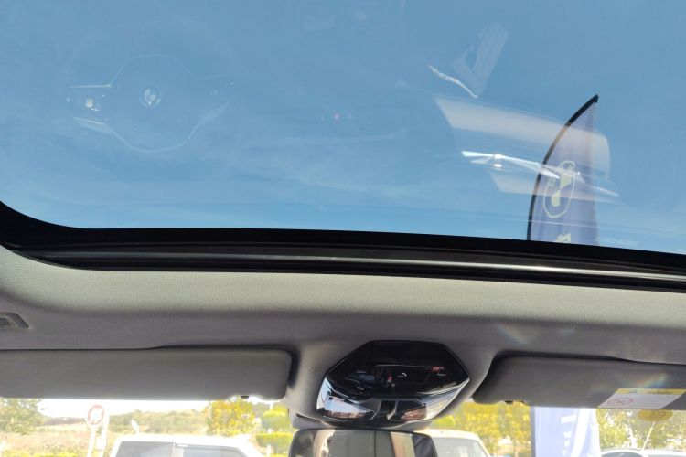 宝马i5 2024款 eDrive 35L 尊享型 豪华套装局部细节22