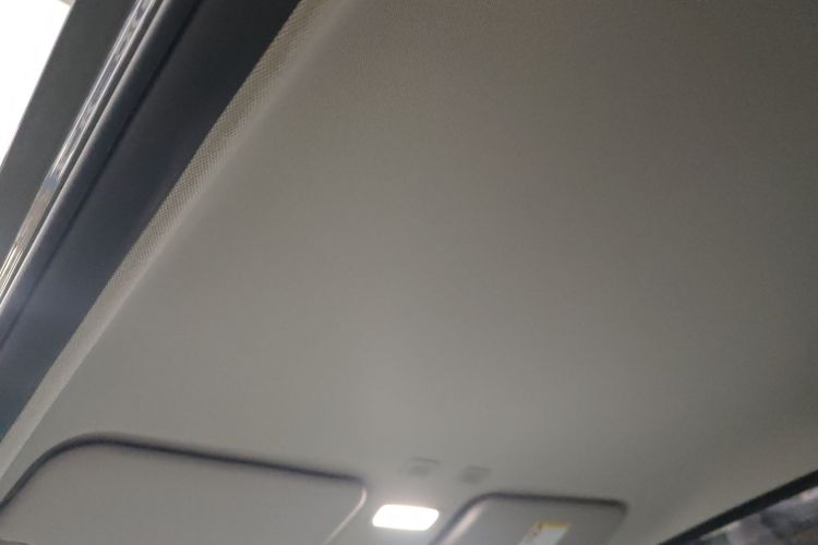 吉利银河 2025款 210km 熊猫骑士中控内饰22