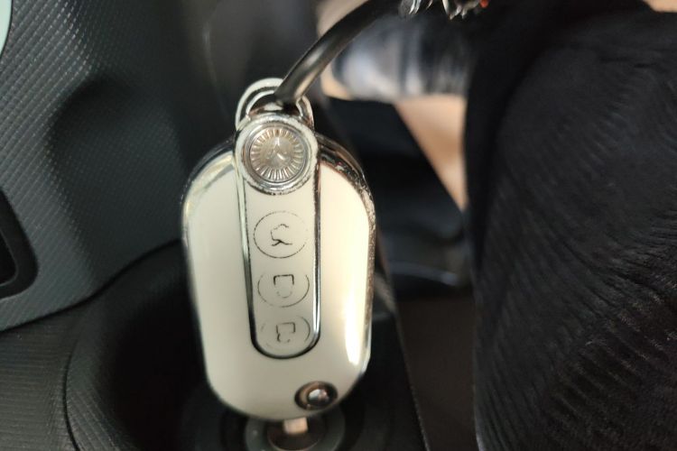 五菱汽车 宏光MINIEV 2022款 马卡龙时尚款 三元锂中控内饰11