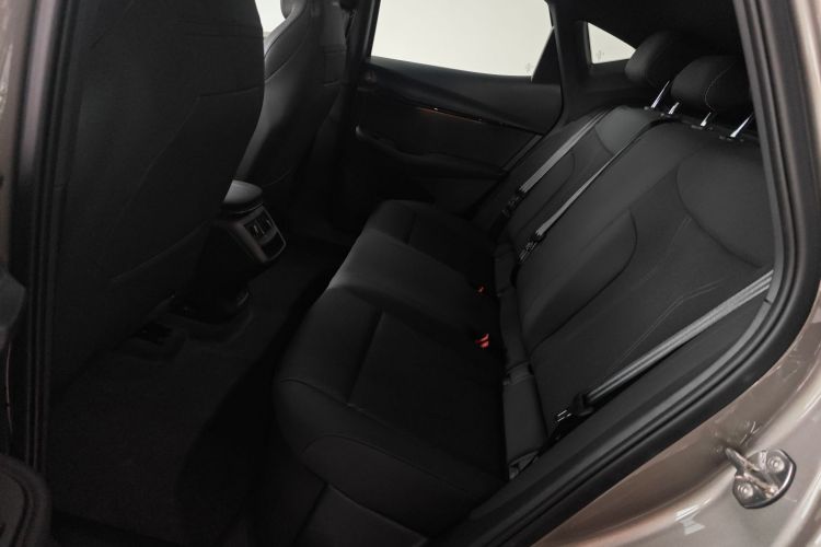 大众 ID.UNYX 与众 2025款 Pure中控内饰21