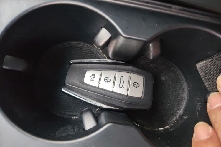 吉利汽车 缤瑞 2021款 1.4T CVT亚运版中控内饰11