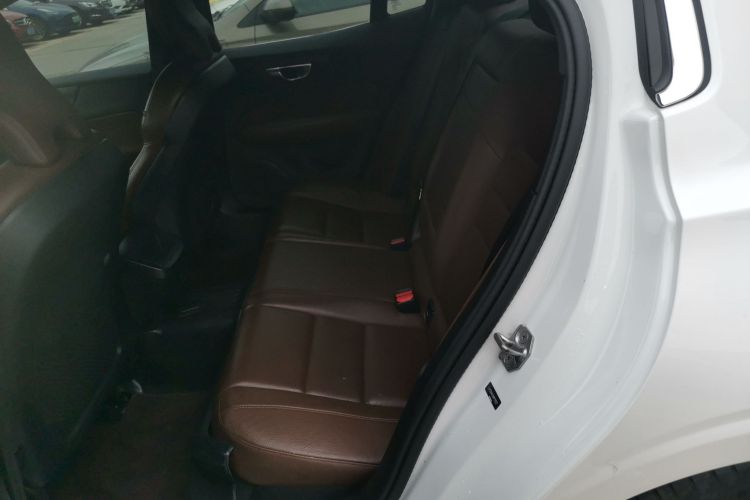 沃尔沃S60 2021款 T4 智逸豪华版中控内饰21